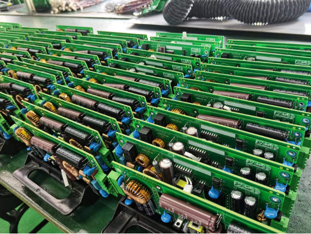 Montaż PCB bezołowiowych, szybka produkcja PCB, 4 warstwy FR-4, standard IPC klasy 2 lub 3