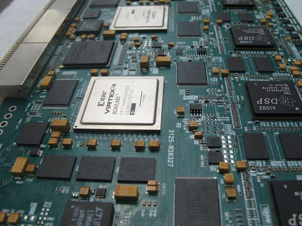 Profesjonalne badanie technologii informacyjno-komunikacyjnych dla AOI PCBA Automotive Pcb Assembly