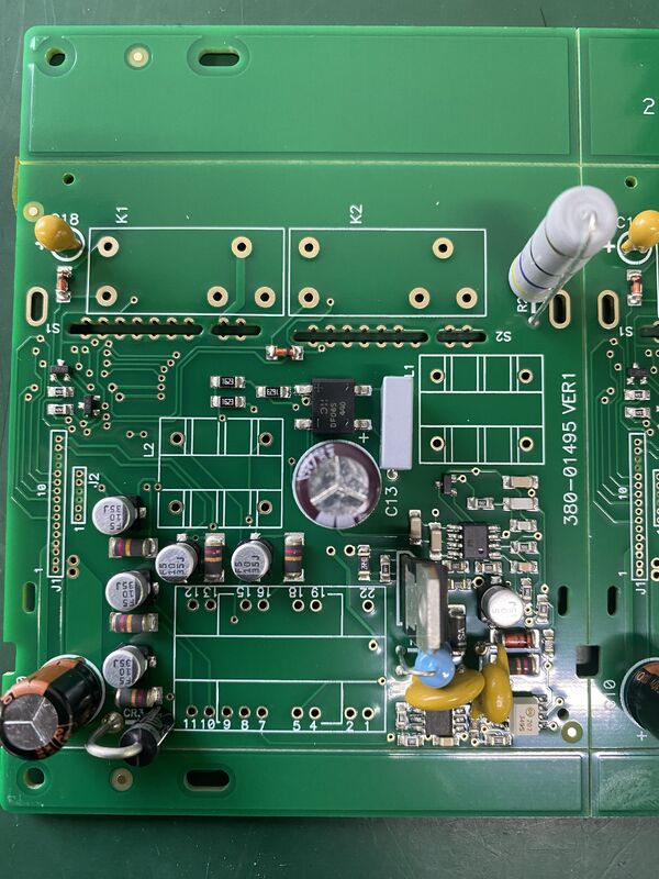CEM-1 Grubość 0,3 mm 6 mm Zgromadzenie tablic obwodów przemysłowych i trwałe komponenty do zastosowań elektroniki przemysłowej