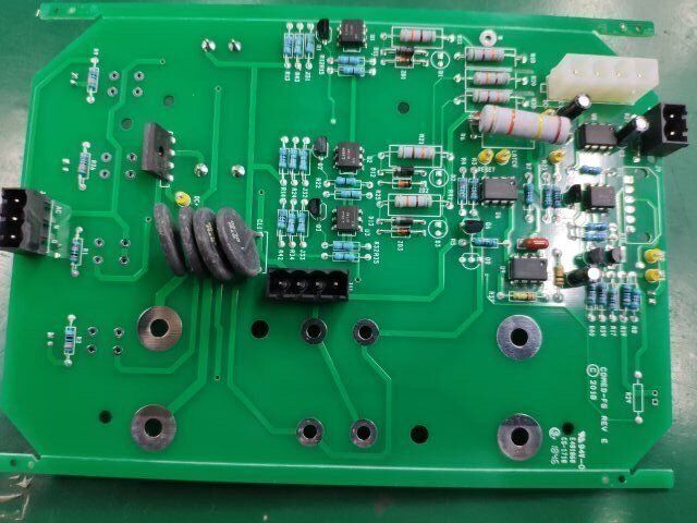 1-32 warstwy EMS PCBA oferuje 1200 400 mm montaż płyty i kompleksowe usługi integracji obwodu elektronicznego