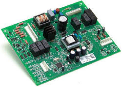 Montaż PCB z aluminium 1L-32L, bezhalogenowy, 0,5 mm 1,0 mm 4,5 mm grubości, FR4 TG135